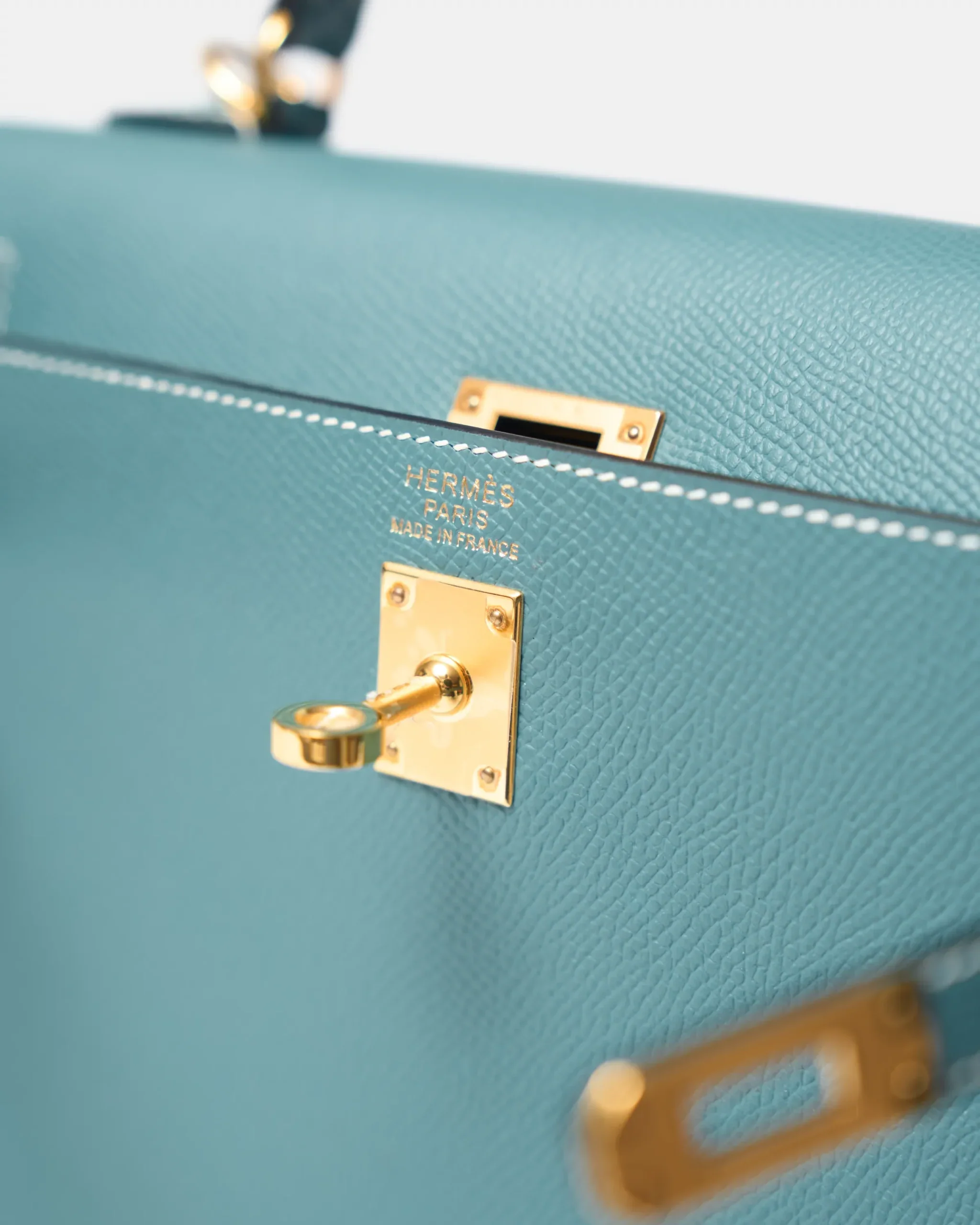 Hermès Kelly 25 Blue Jean Epsom GHW
