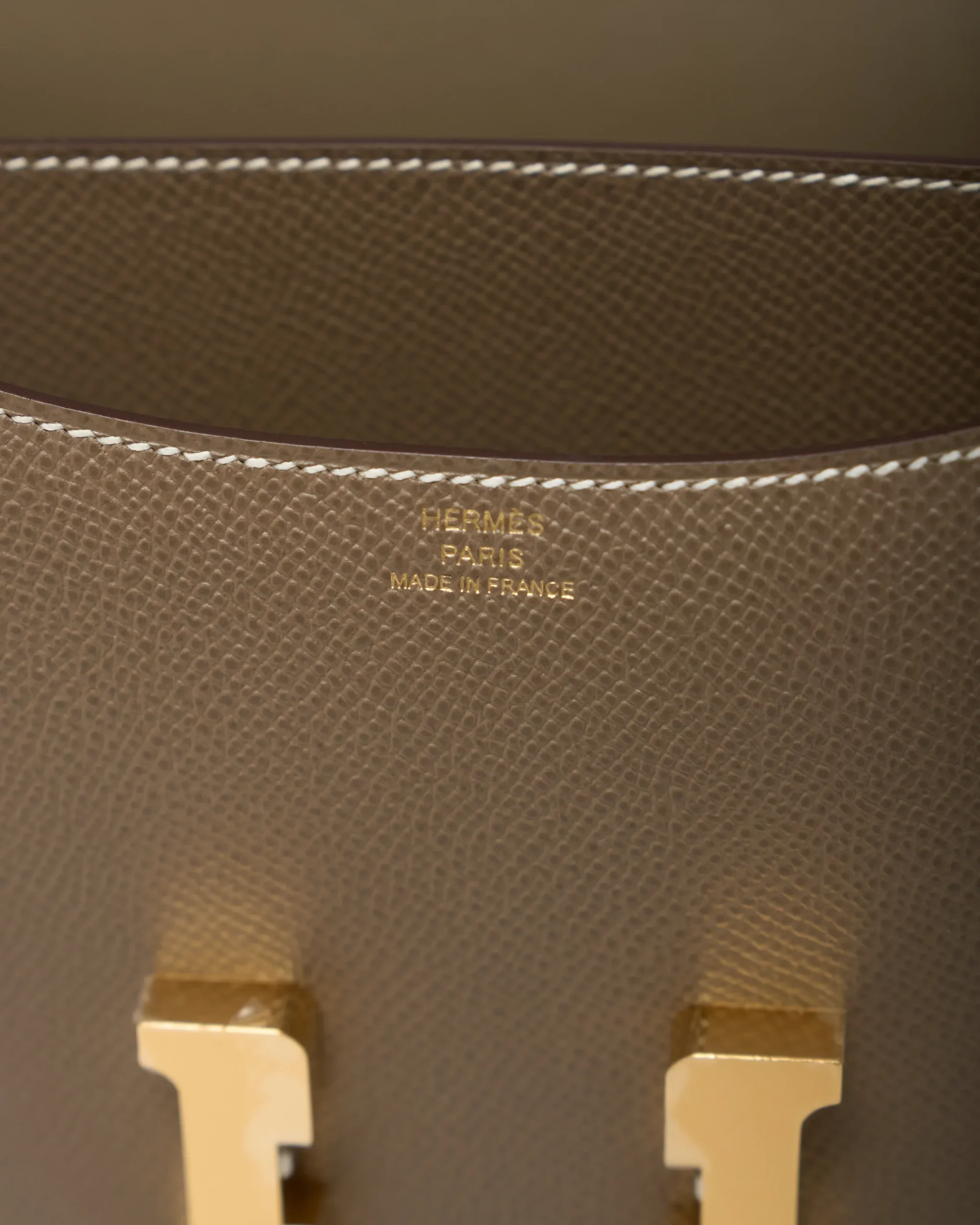 Hermès Mini Constance 18 Etoupe Epsom GHW