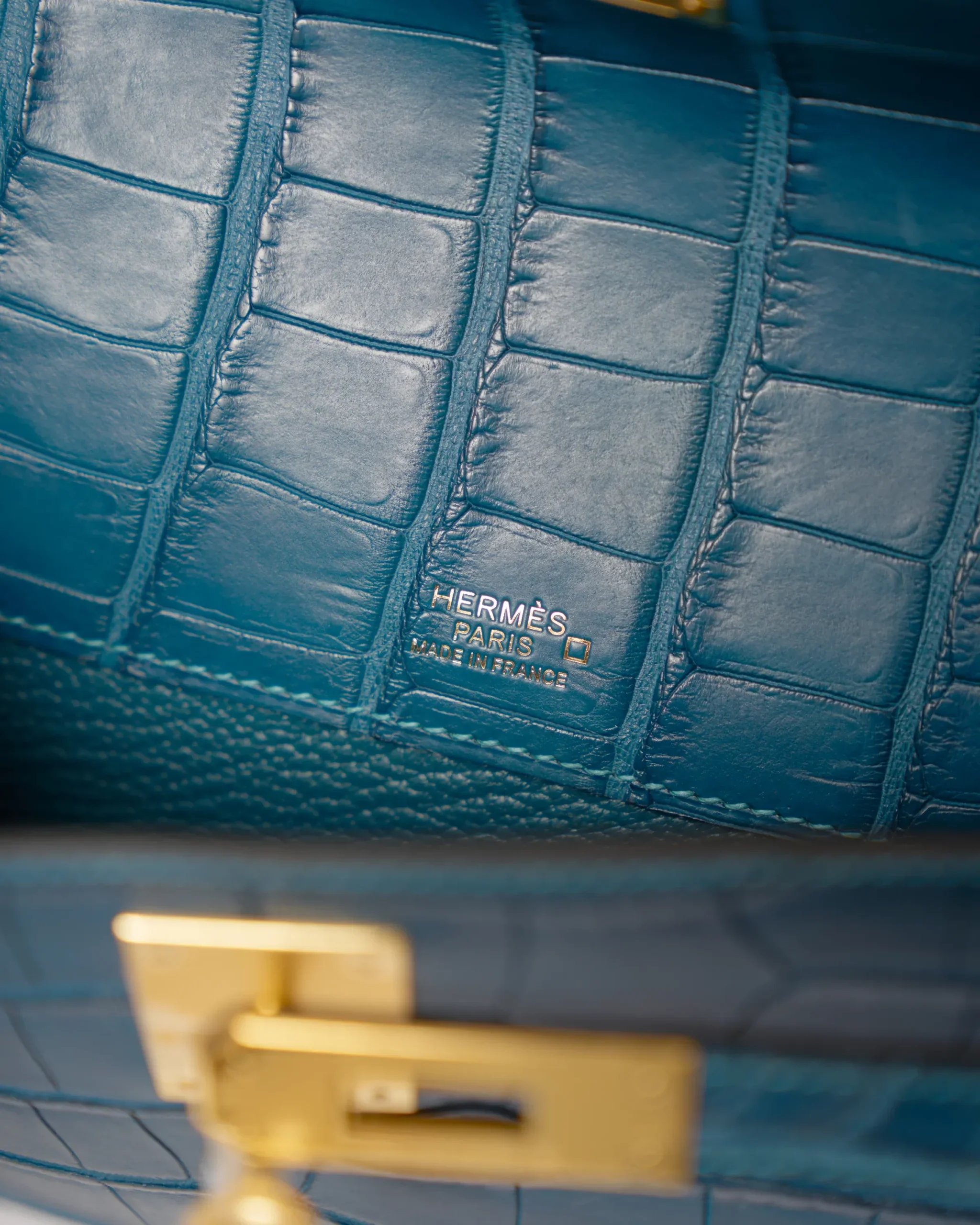 Hermès Bleu Paon Kelly Cut Croc Matte GHW