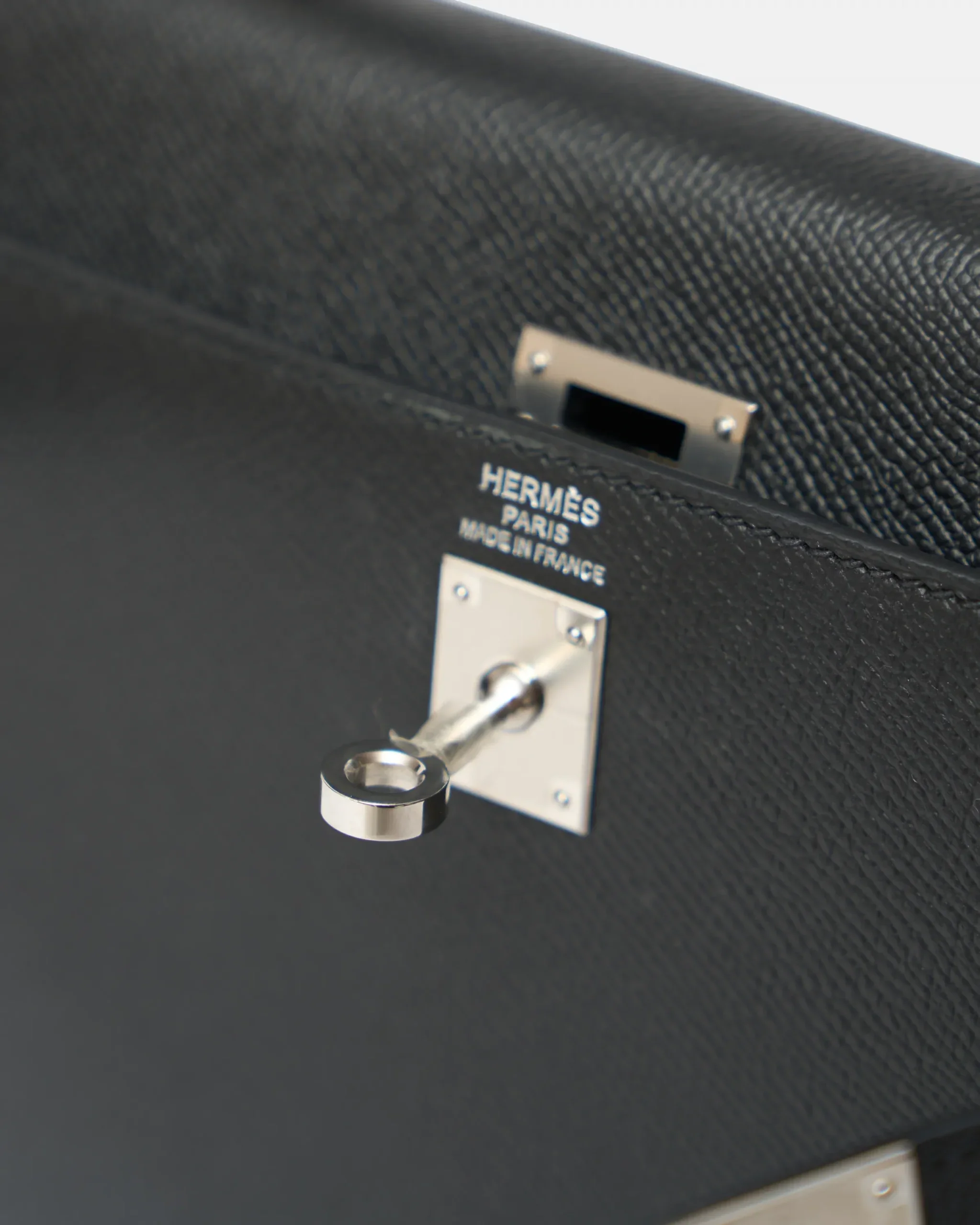 Hermès Kelly 25 Black Epsom PHW