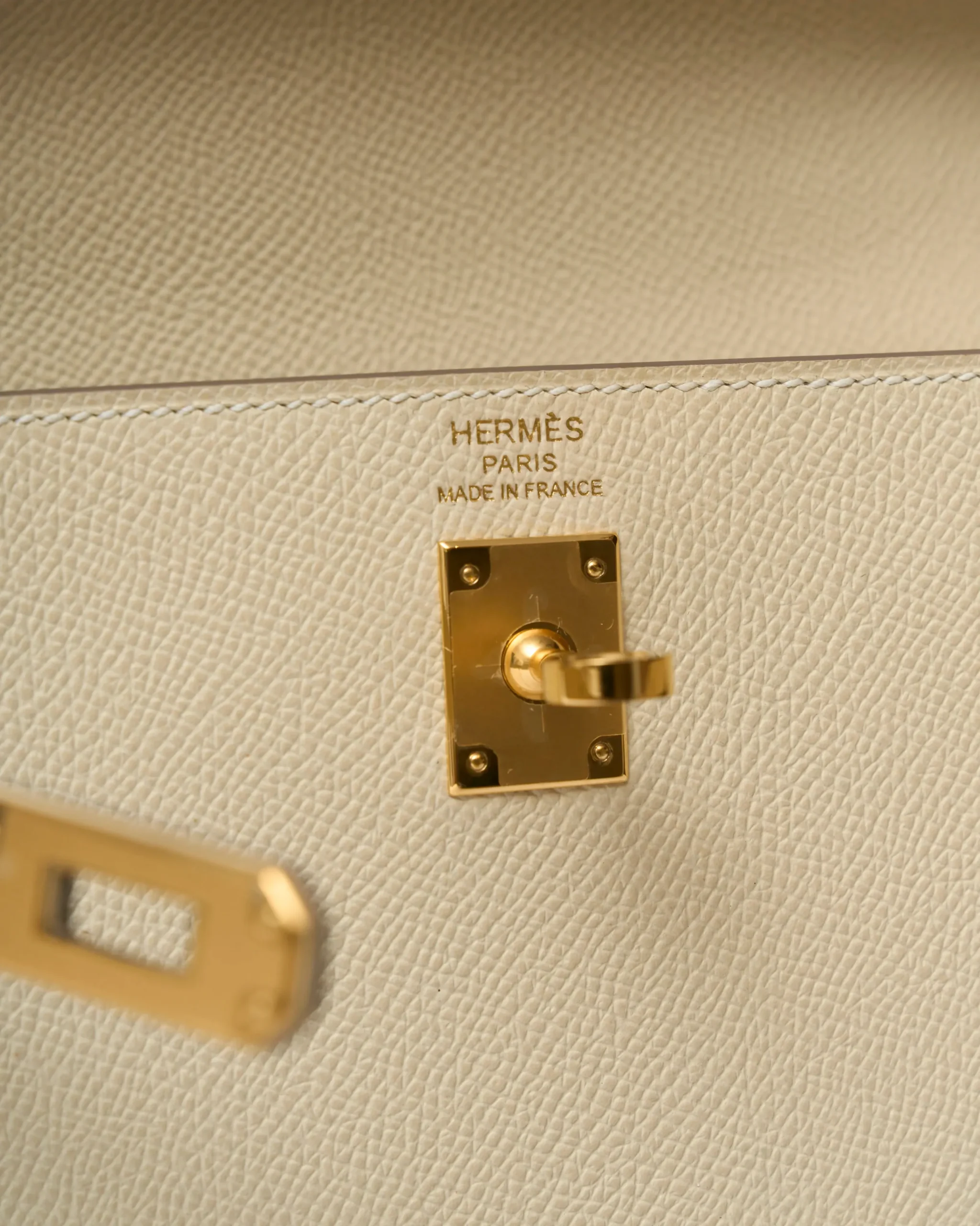 Hermès Kelly 28 Nata Epsom GHW