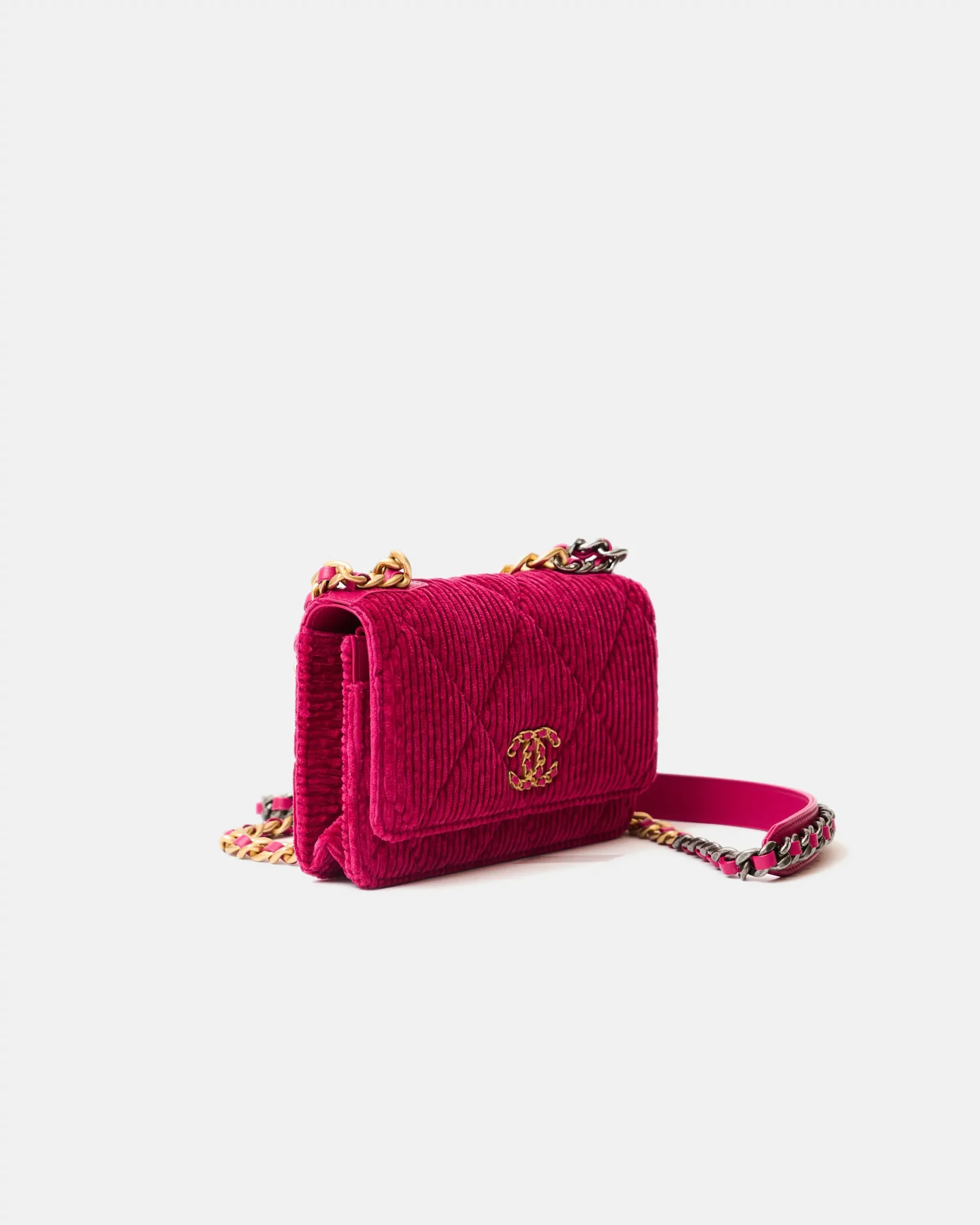 Chanel 19 Wallet on Chain Fuchsia Corduroy Silver/Gold-Tone & Ruthenium-Finish Metal