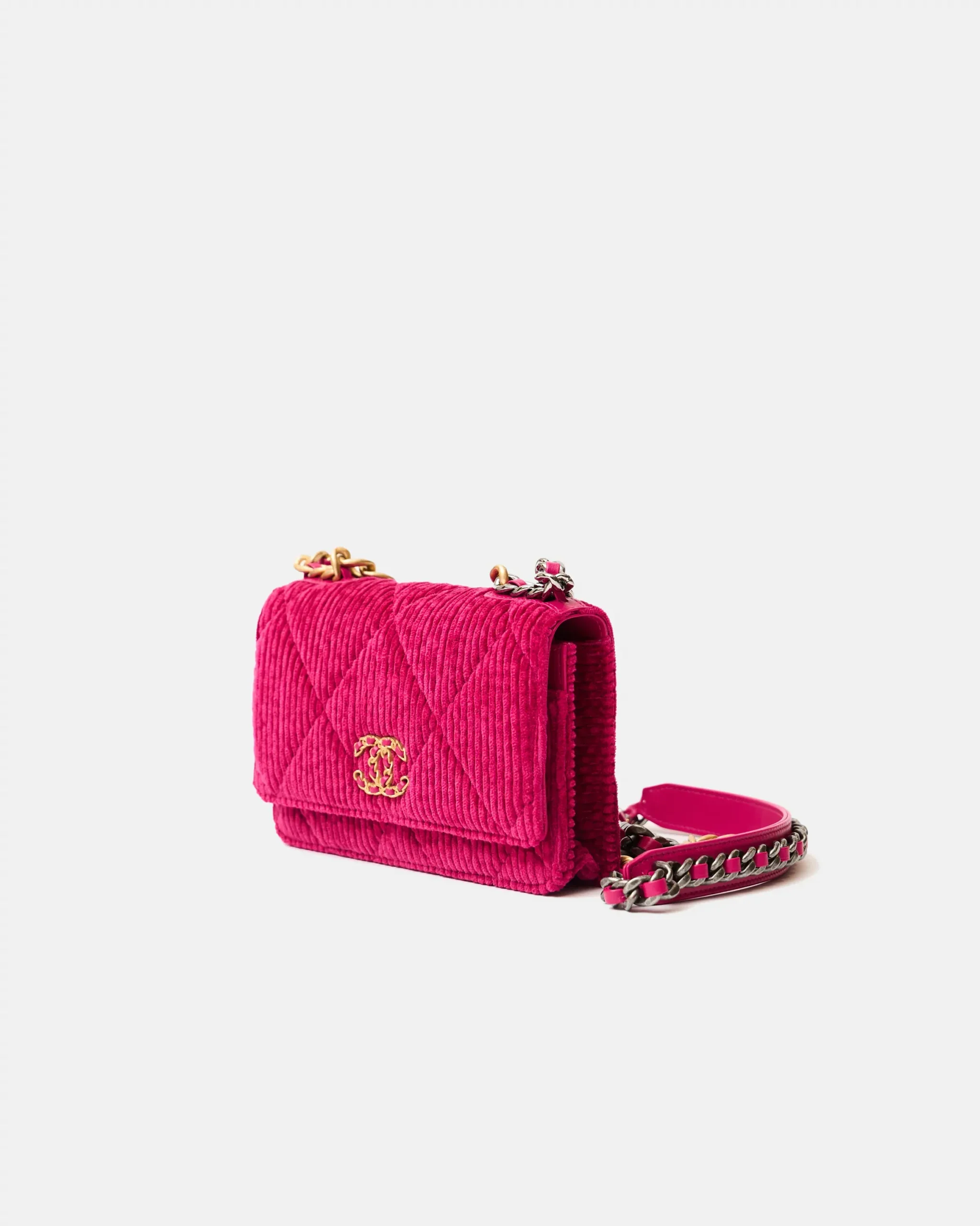 Chanel 19 Wallet on Chain Fuchsia Corduroy Silver/Gold-Tone & Ruthenium-Finish Metal