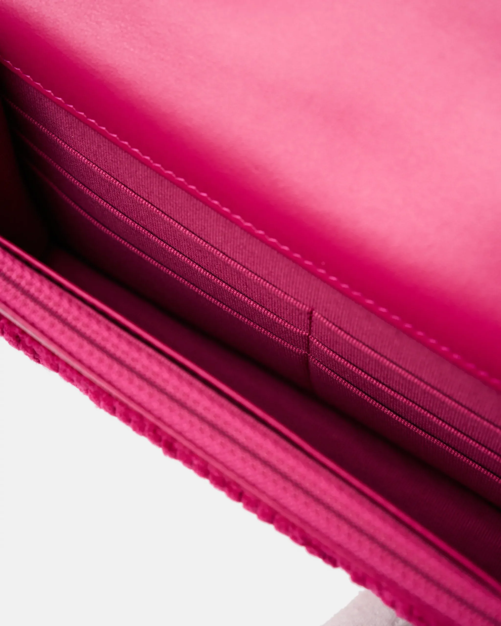 Chanel 19 Wallet on Chain Fuchsia Corduroy Silver/Gold-Tone & Ruthenium-Finish Metal