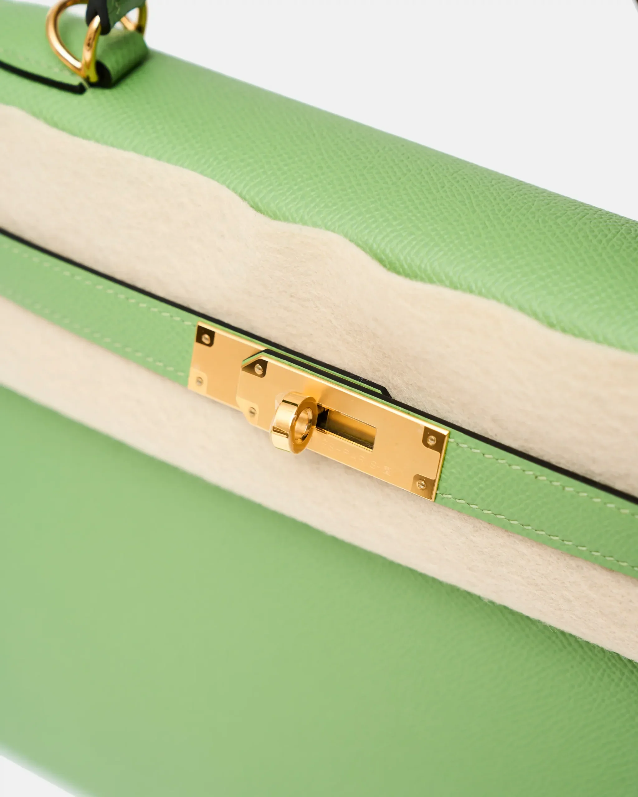 Hermès Kelly 28 Vert Criquet Epsom GHW