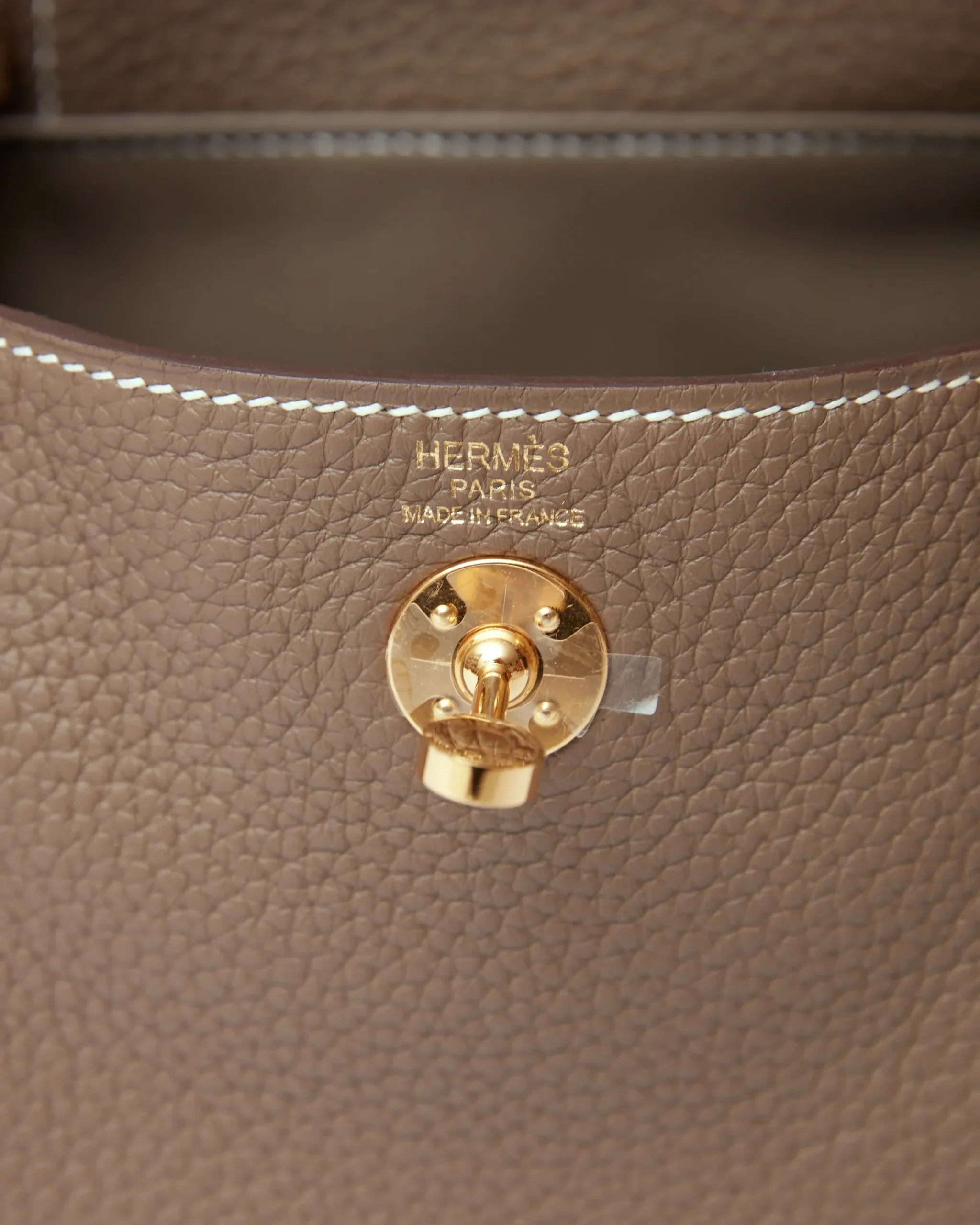 Hermès Mini Lindy Etoupe Clemence GHW