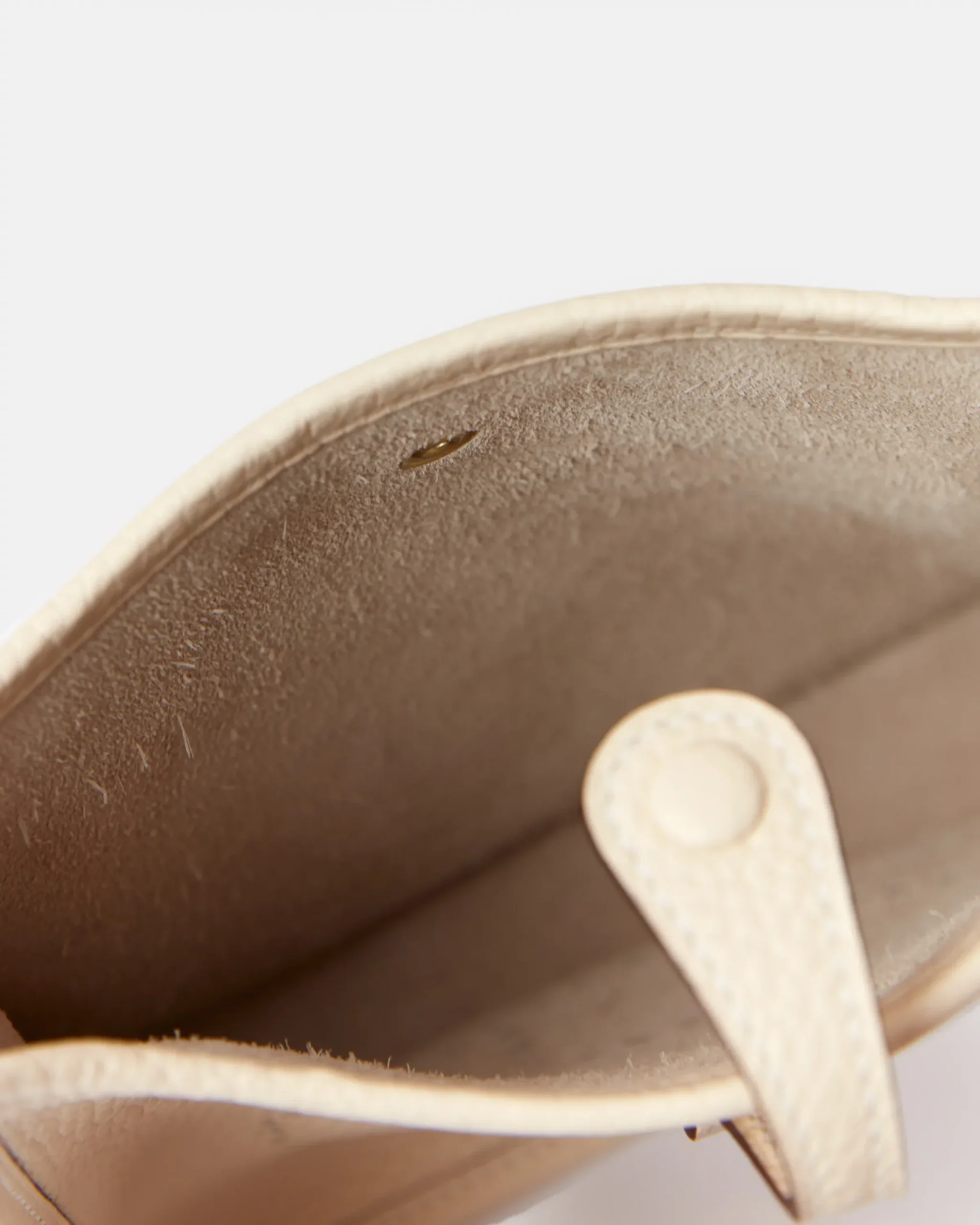 Hermès Mini Evelyne 16 Nata Clemence GHW