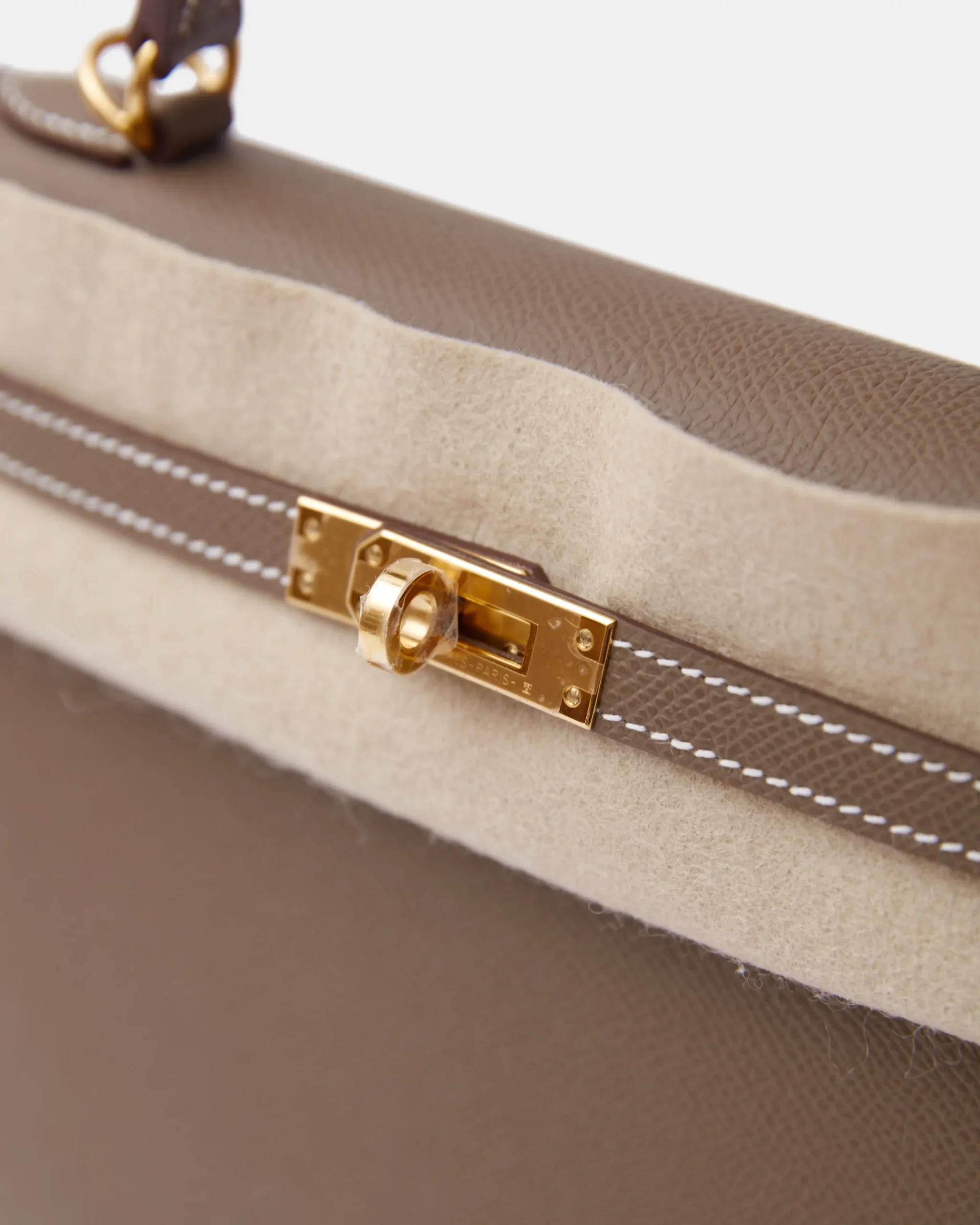 Hermès Kelly 25 Etoupe Epsom GHW