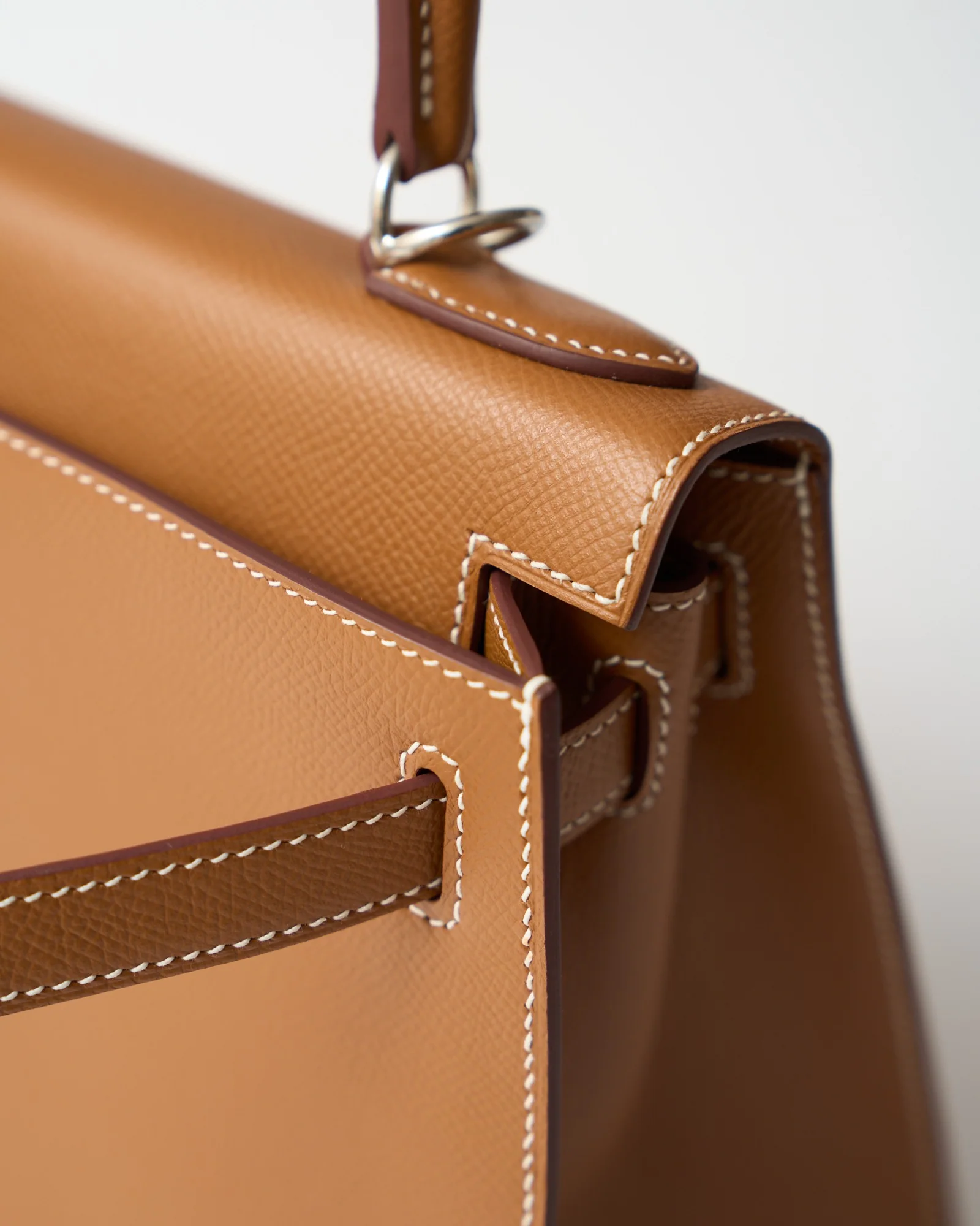 Hermès Kelly 28 Gold Epsom PHW