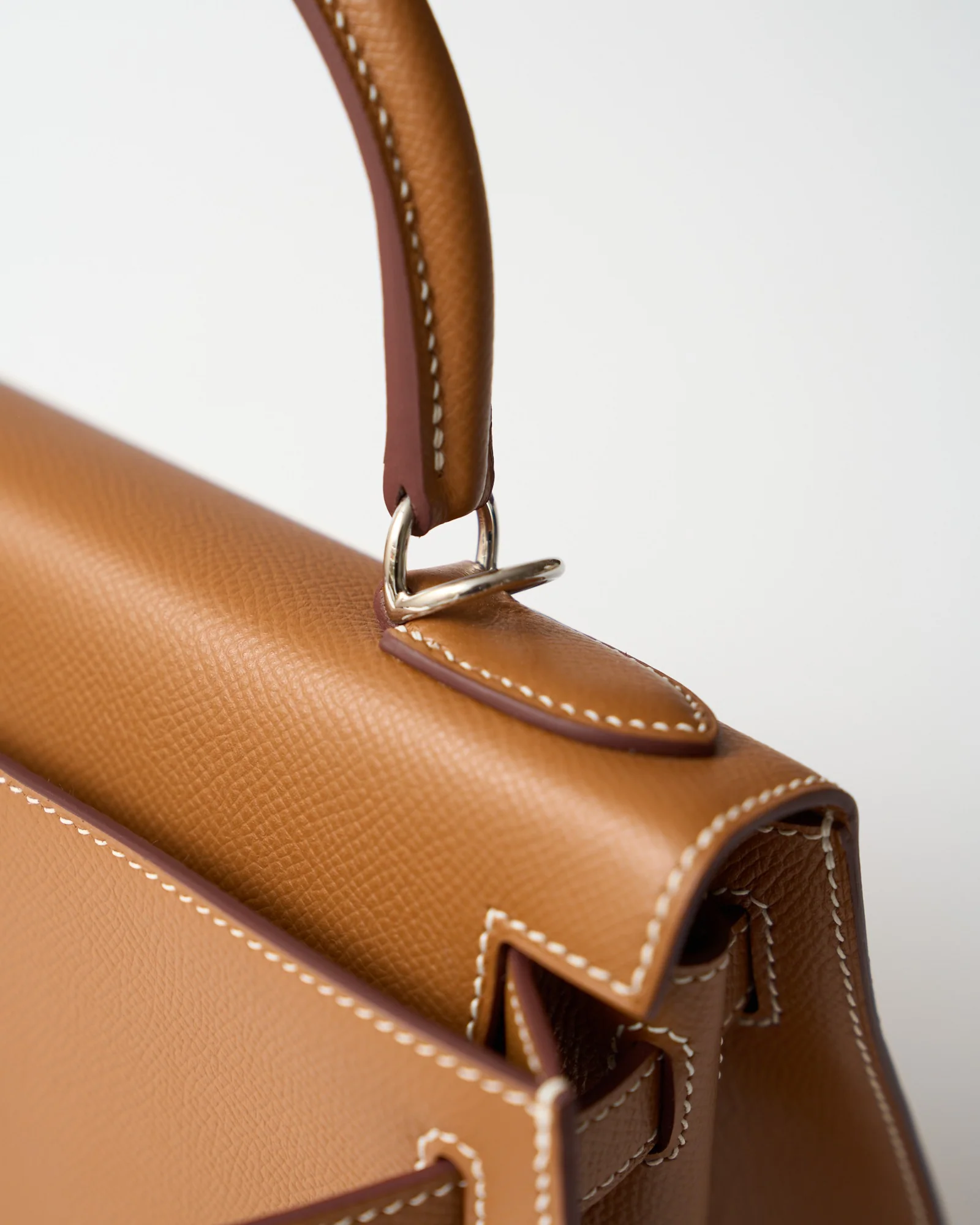 Hermès Kelly 28 Gold Epsom PHW