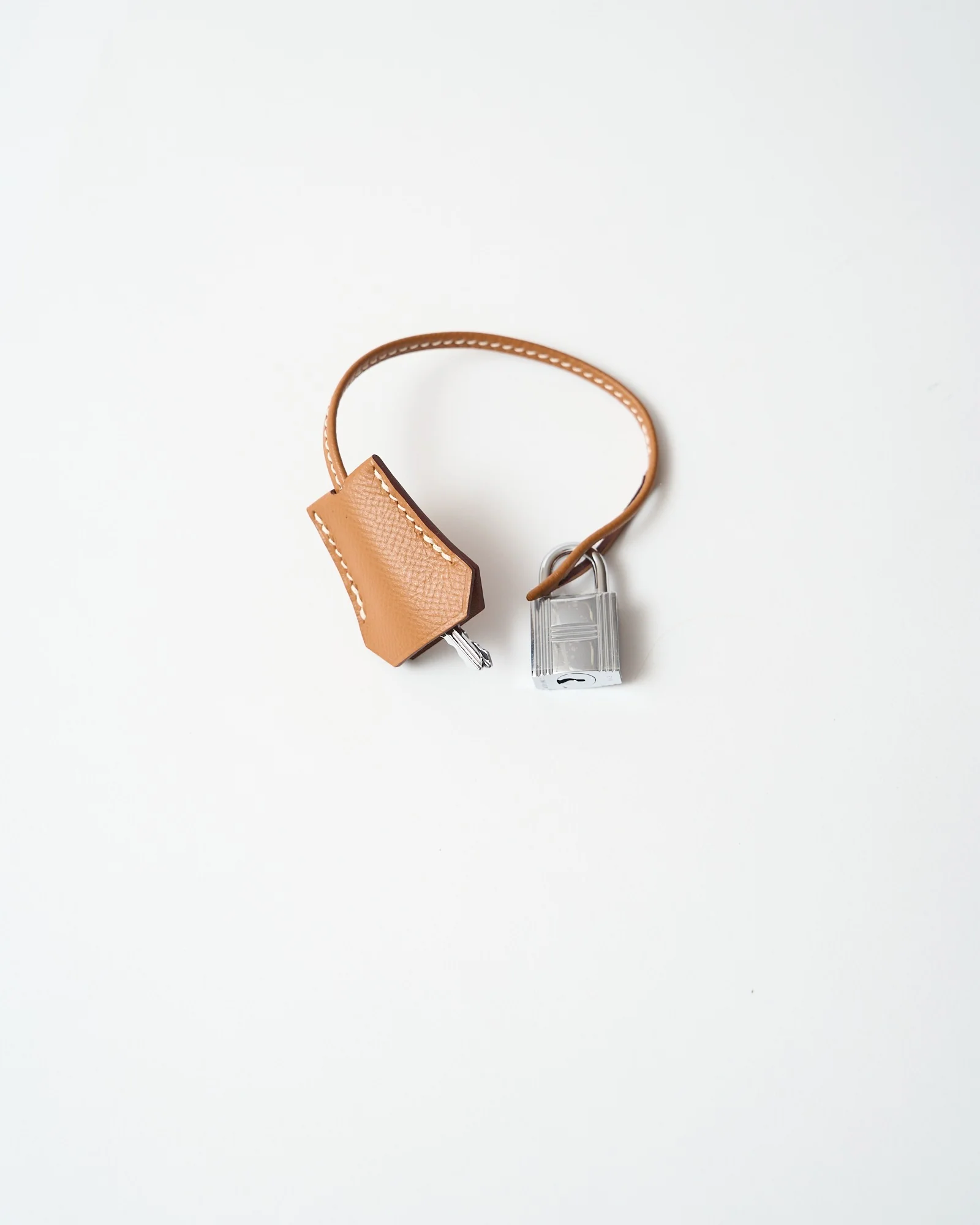 Hermès Kelly 28 Gold Epsom PHW