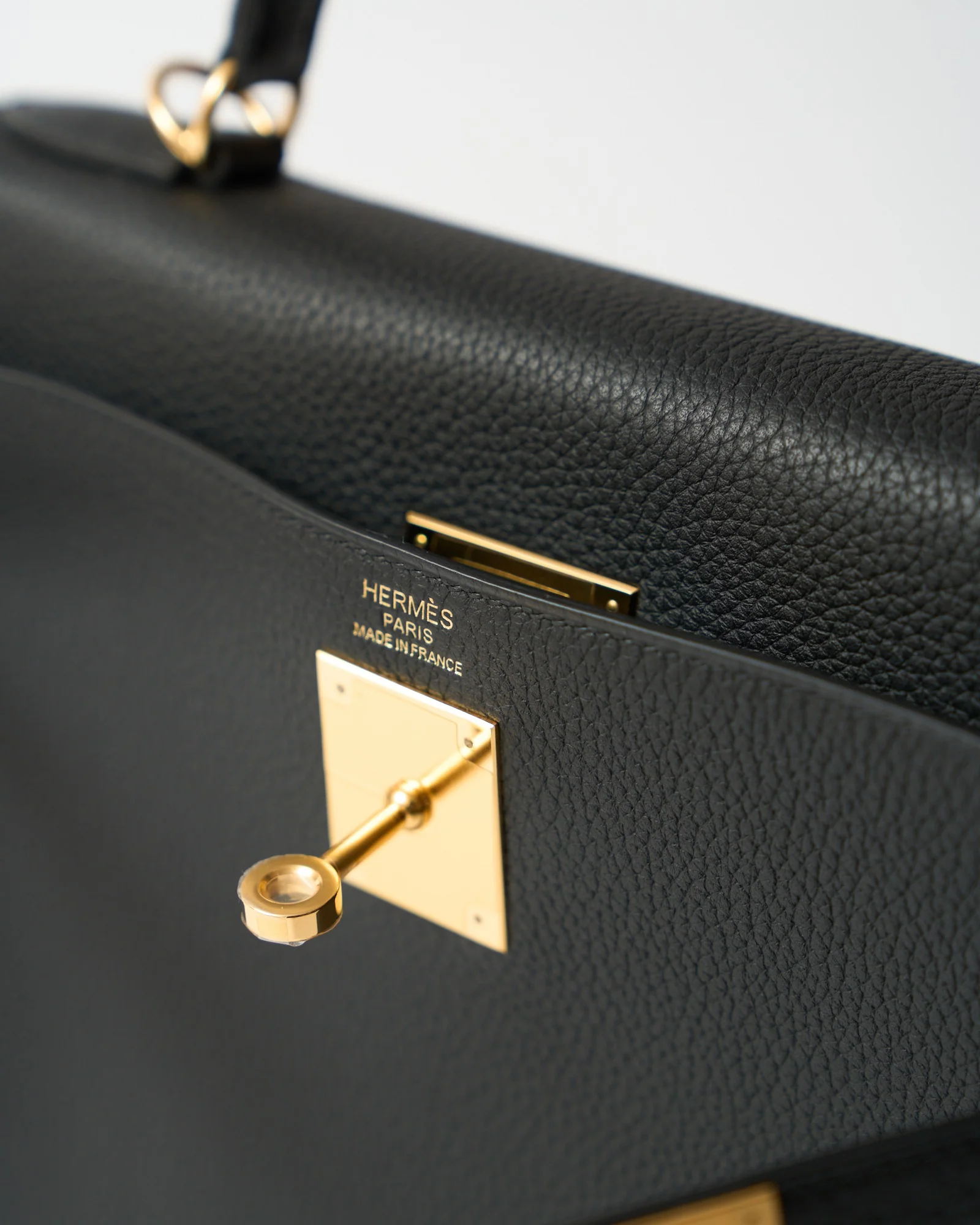 Hermès Kelly Retourne 28 Black Togo GHW